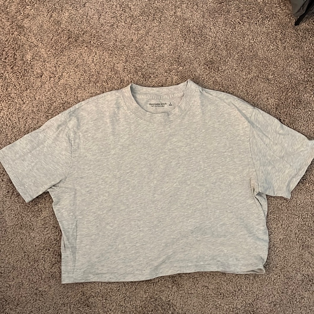 Abercrombie & Fitch cropped T Shirt